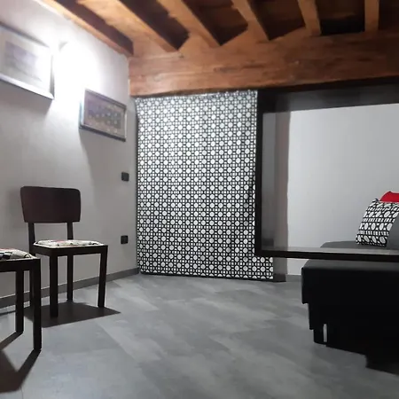 Careggi Garden Apartment-2